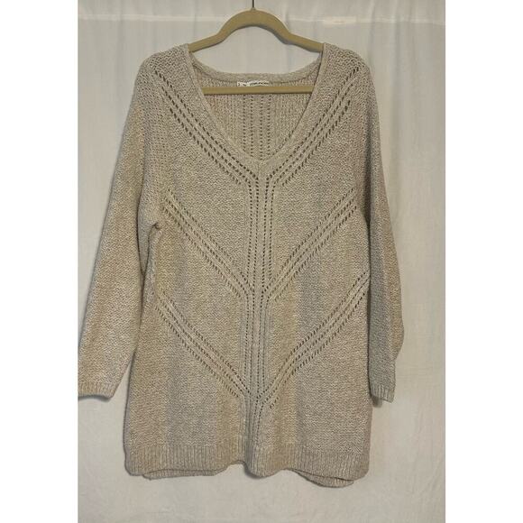 Mairices Sweaters - Maurices Sweater Womens Size 2 V-Neck Knited Long Sleeve